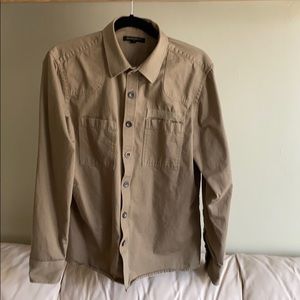 Military style Men’s shirt. Size medium